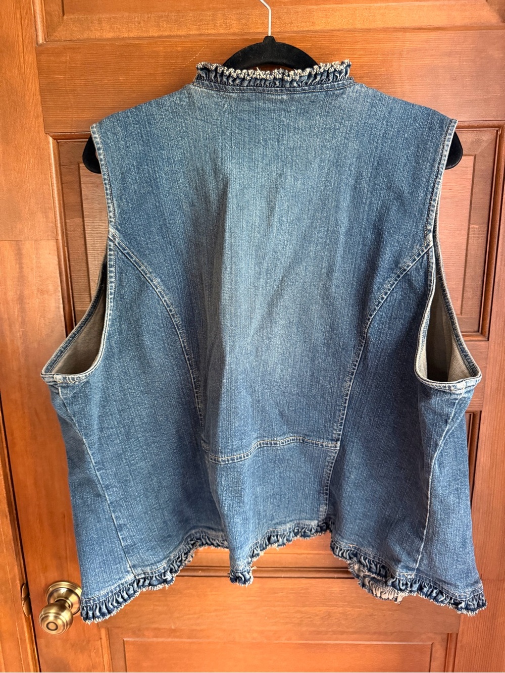 VINTAGE Y2K LIVE A LITTLE DENIM VEST - Picture 4 of 4
